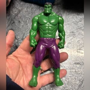 Marvel Incredible Hulk 5” action figure